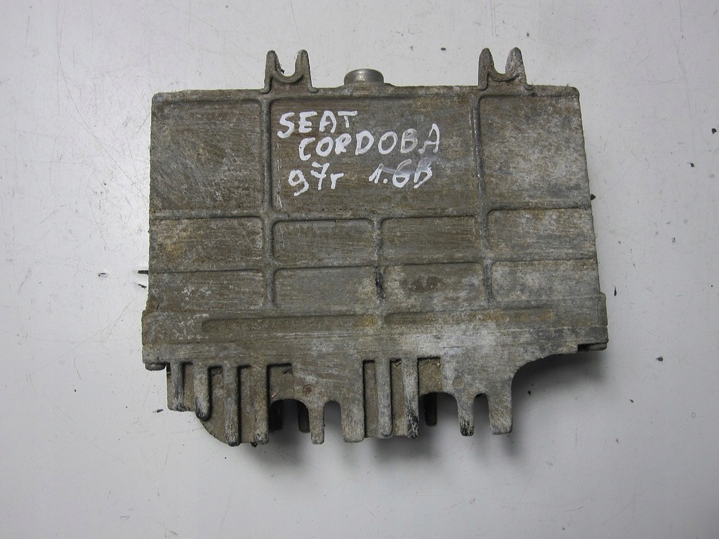 фото №10, Бортовий комп'ютер блок керування seat cordoba 1.6 97r