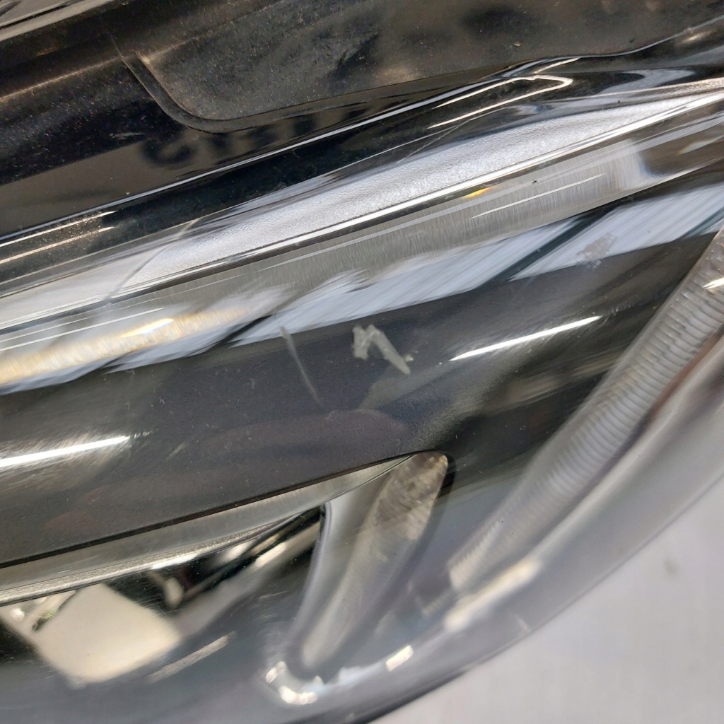 Opel insignia b 2 фара led ксенон ліва передня 39122974 в Україні