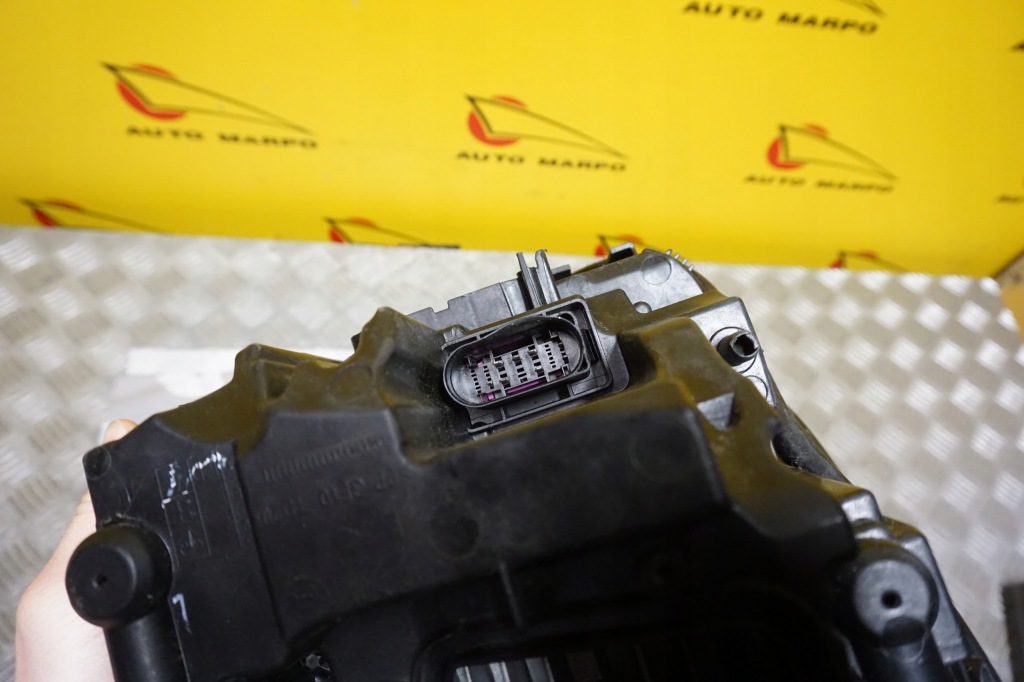 Audi q5 2017- фара фара full led ліва америка Зі Шроту