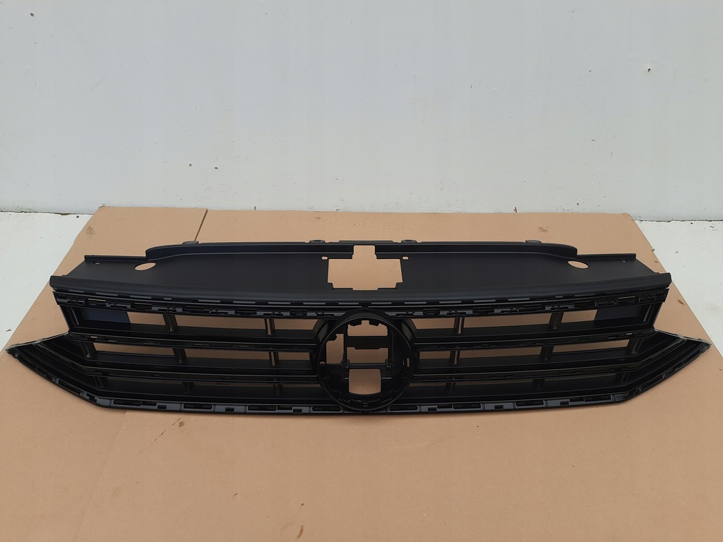 фото №1, Vw passat b8 alltrack black решётка радиатора решётка радиатора new oryg!