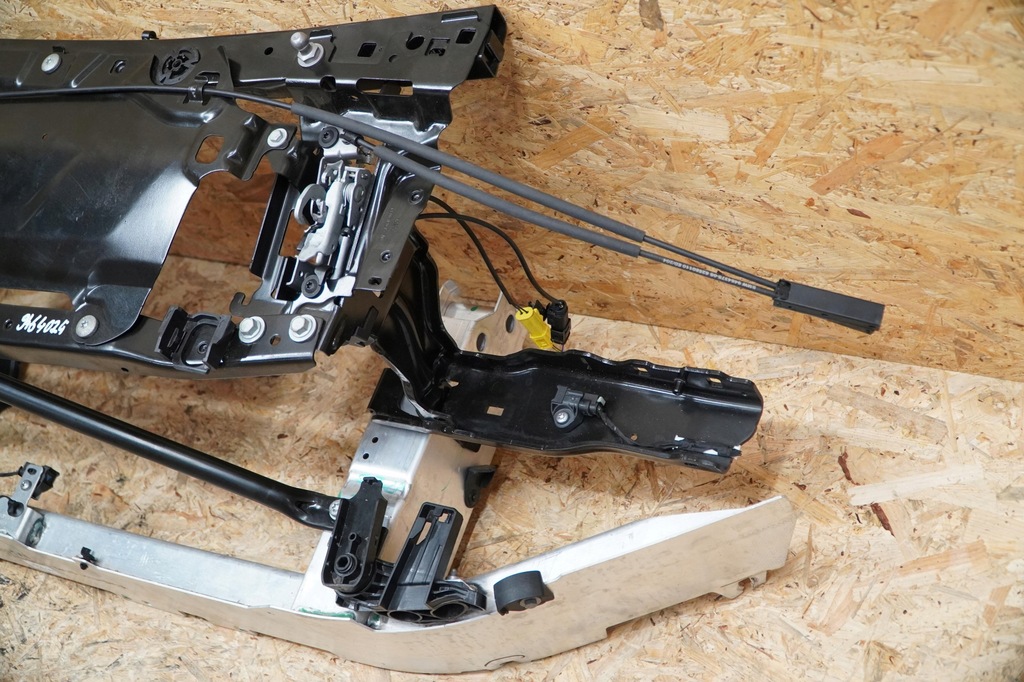 фото №6, Pas передний верхний усилитель 9464023 9464027 9464028 bmw 5 g60 i5 23-