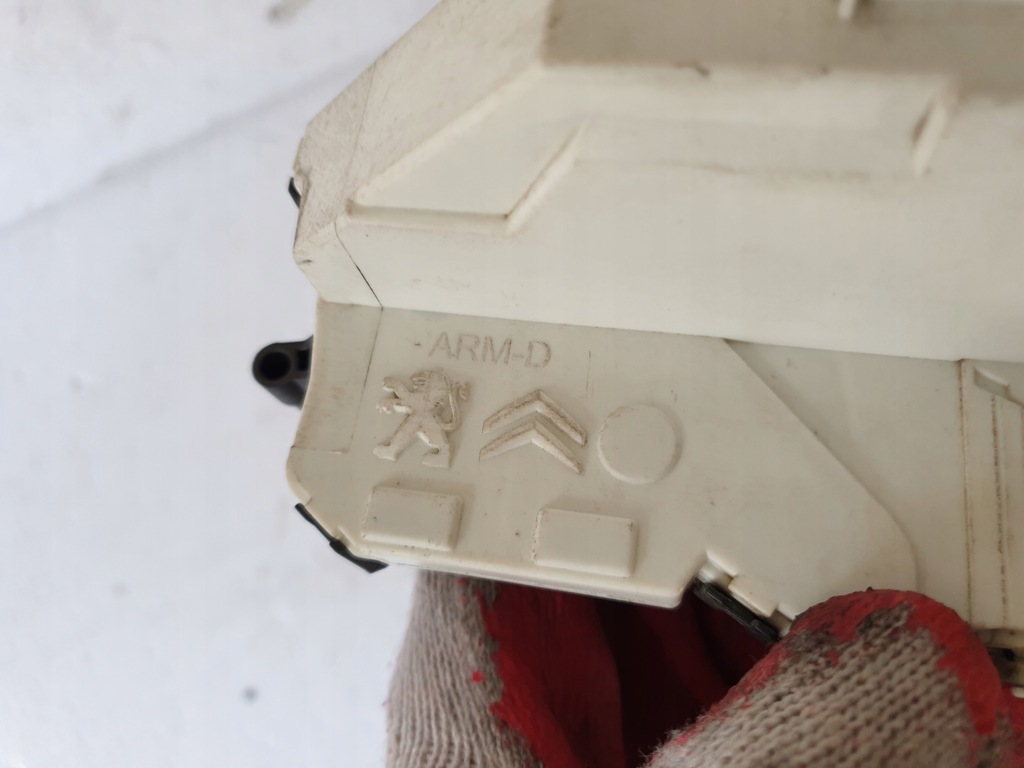 фото №7, Замок двері правий перед 6p citroen berlingo ii 09r