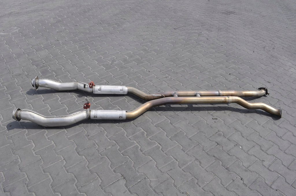 фото №1, Aston martin db11 5.2 v12 труба выхлопная