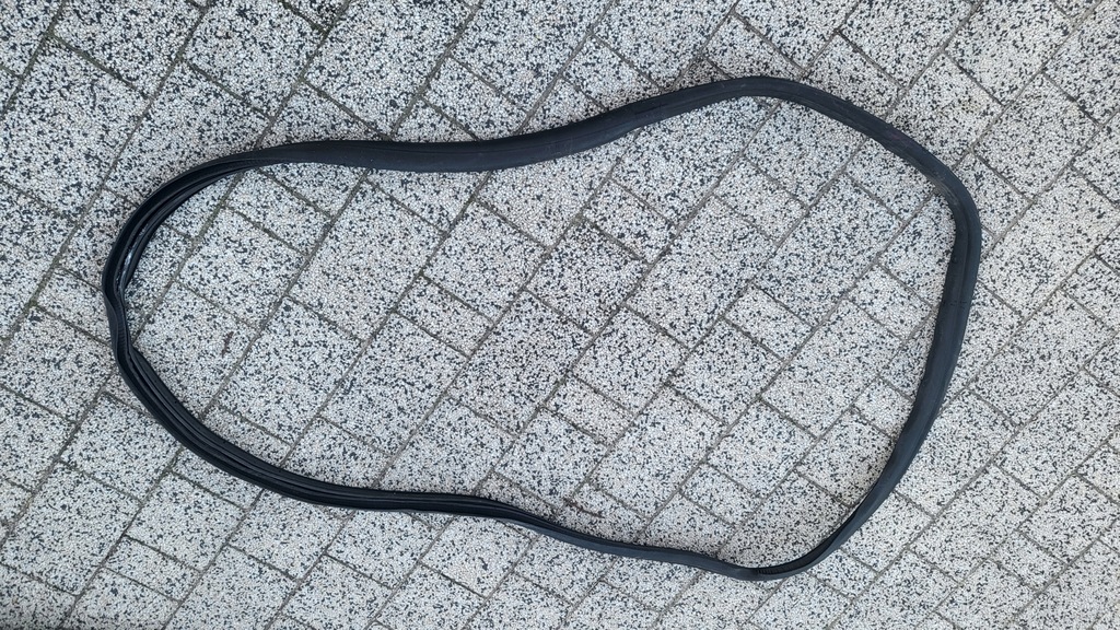 фото №1, Ford courier lift прокладка дверь боковых правых