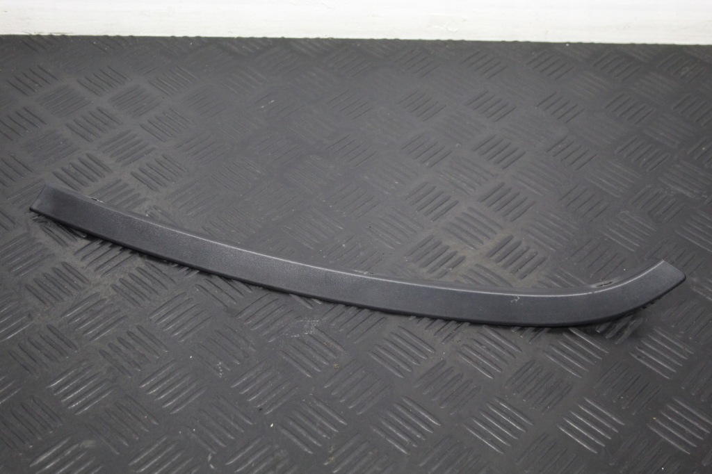 фото №1, Накладка крила права jeep grand cherokee wk2 lift