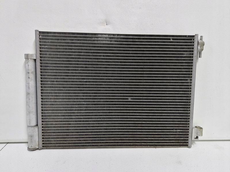 Renault twingo 3 3 1.0 sce радиатор кондиционера кондиционер 921001697r с Разборки