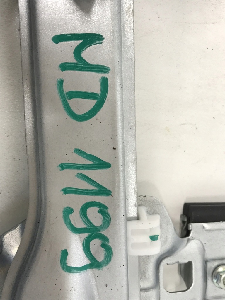 фото №9, Механизм стекло дверь правых задних orlando 2012