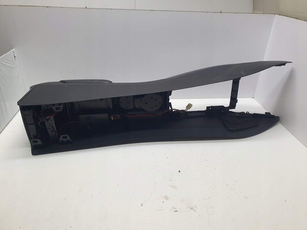 фото №9, Туннель средний подлокотник audi a4 b8 8k0864981f