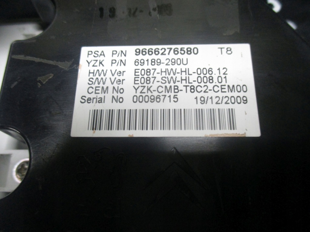 фото №5, Peugeot 3008 i 1.6 hdi 10r счетчик приборы anglik 96864489xt 9666276580