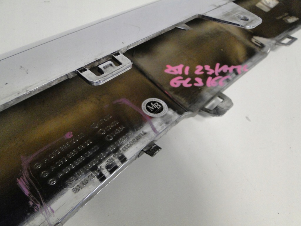 фото №8, Mercedes gls x166 166 молдинг хром средняя w бампер передний amg