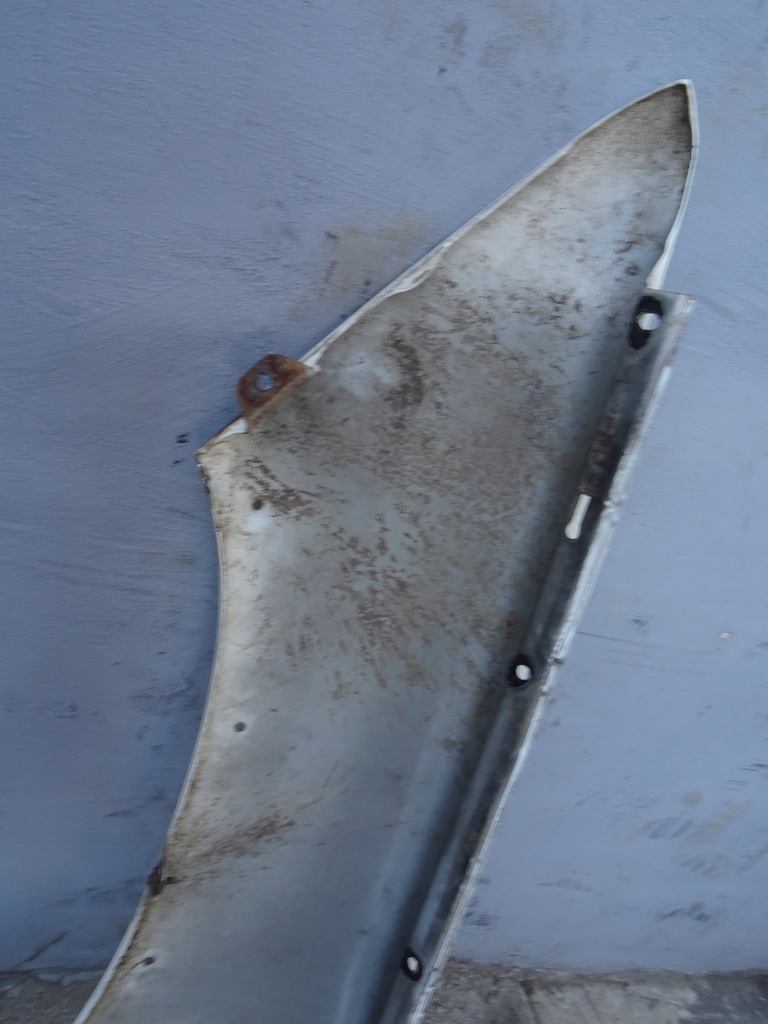 фото №11, Ssangyong musso крила правий перед 97r