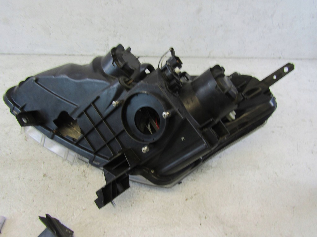 фото №10, Renault koleos i лампа правая перед ксенон 26010