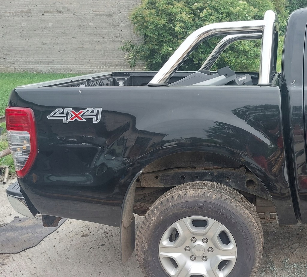 фото №2, Ford ranger кузов обшивка комплектна 16r