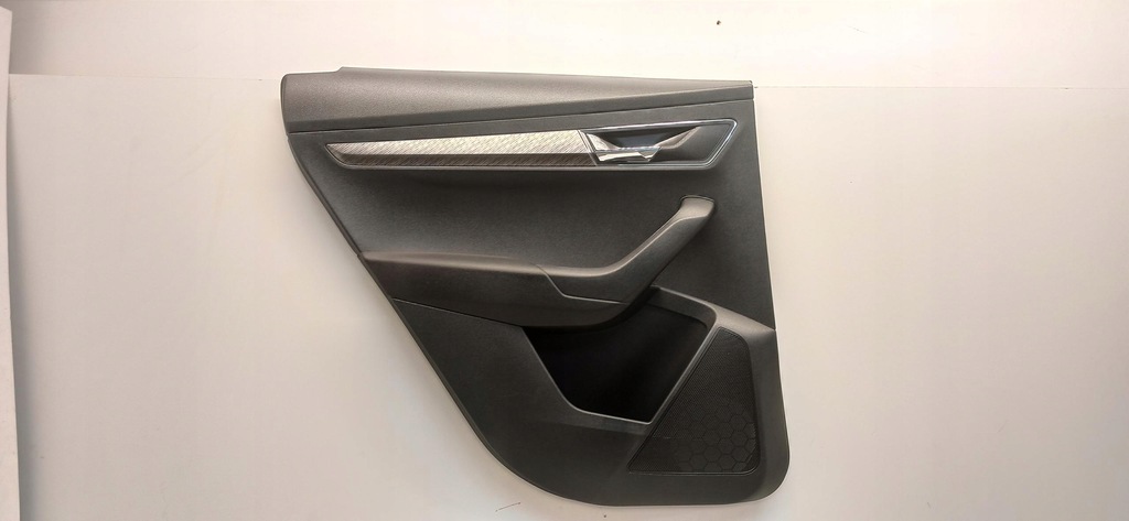 фото №1, Skoda karoq обшивка дверь левый задняя 57a867023ce
