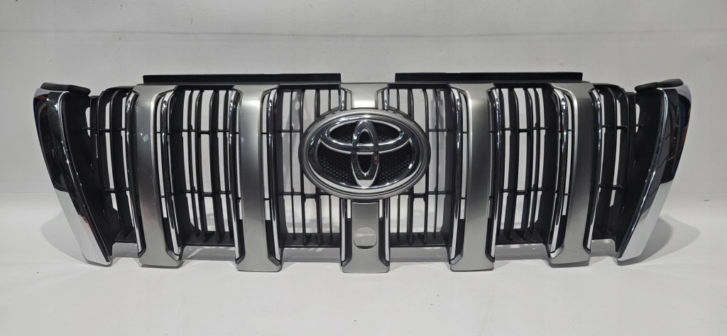 Купить Решётка радиатора бампера toyota land cruiser 150 рестайлинг