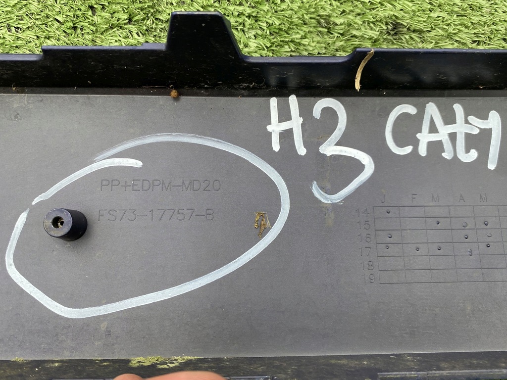 фото №16, Ford mondeo mk5 5 бампер передний + эмблема 6pdc vignale голый полный