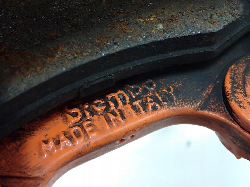 фото №9, Суппорт тормозной левый задняя задний brembo jeep grand cherokee iv wk2 13r