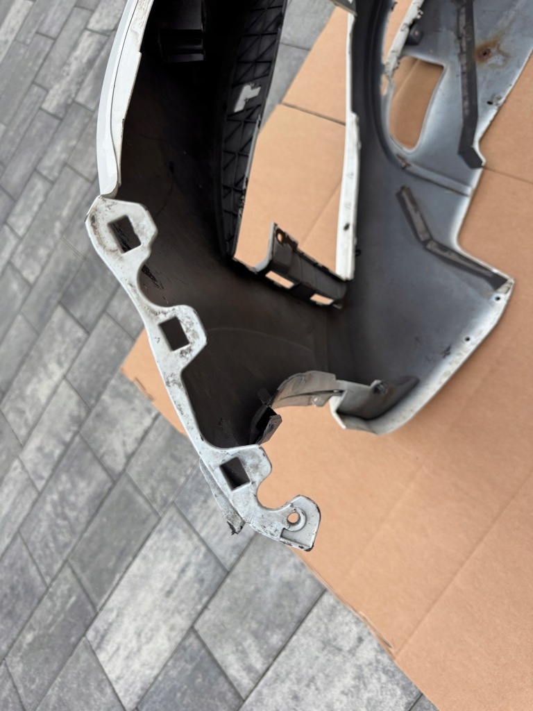 Бампер перед audi q7 4l0 v12 w12 lift оригинал Цена