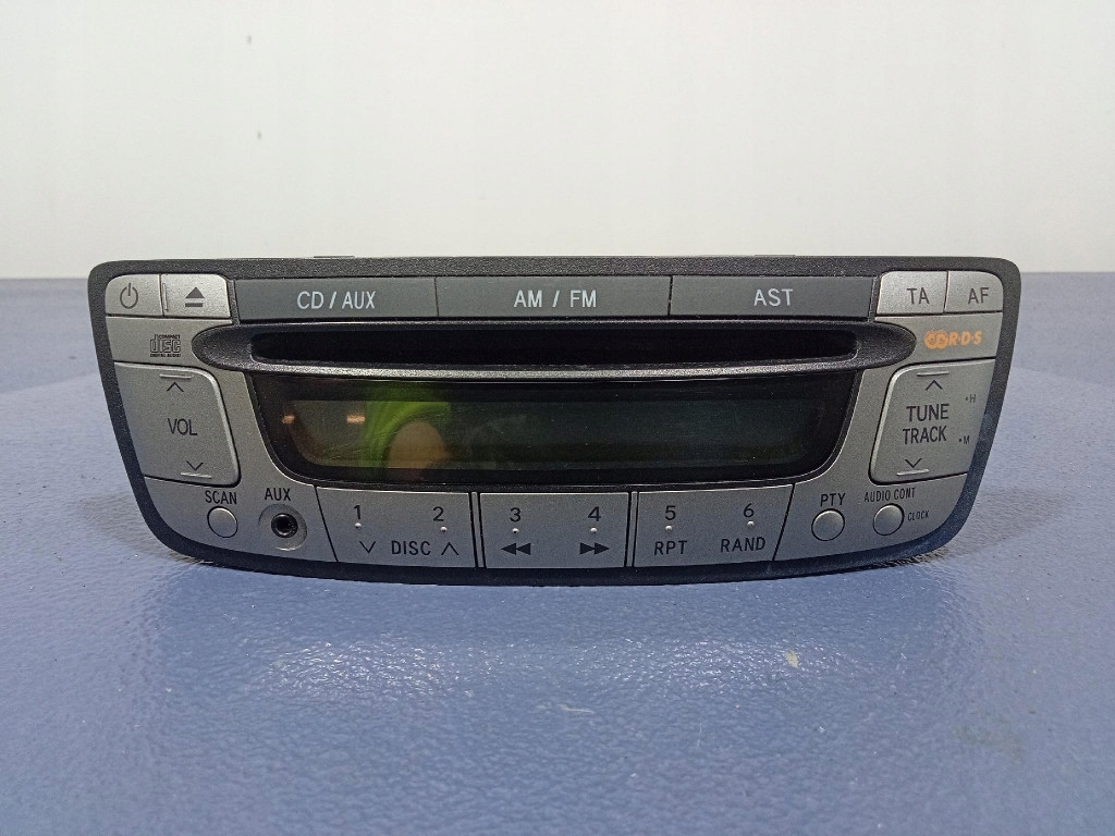 фото №1, Citroen c1 i lift 12-14 радио cd заводской oem 86120-0h010