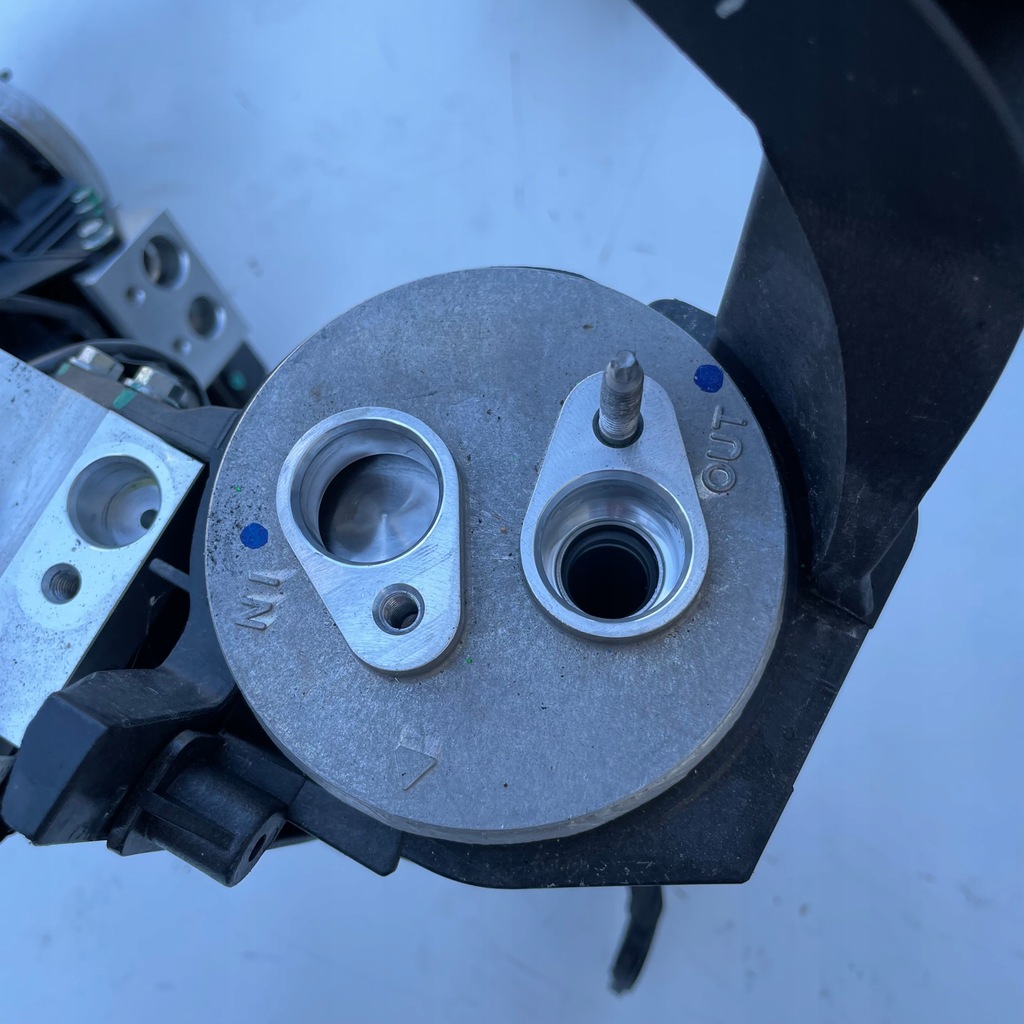 фото №9, Осушитель кондиционера 921408942r 921405885r 924893668r renault zoe ii