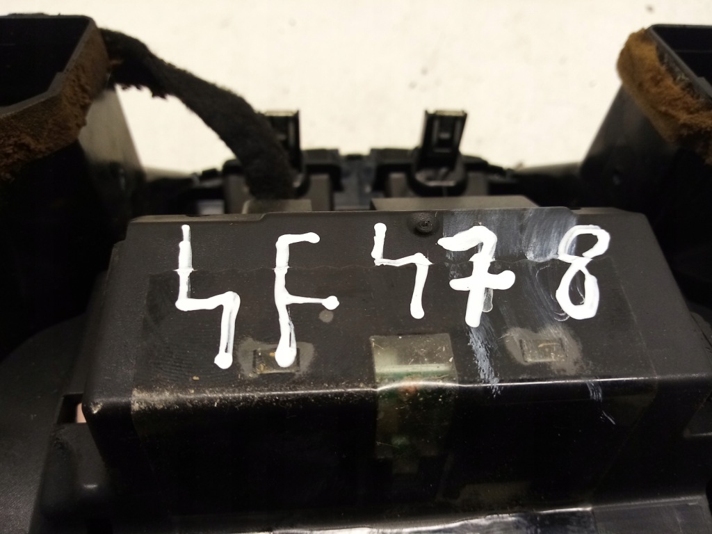 Дисплей навігації екран 96459618zd-05 citroen c6 1 i 04-12 європа Оригінал