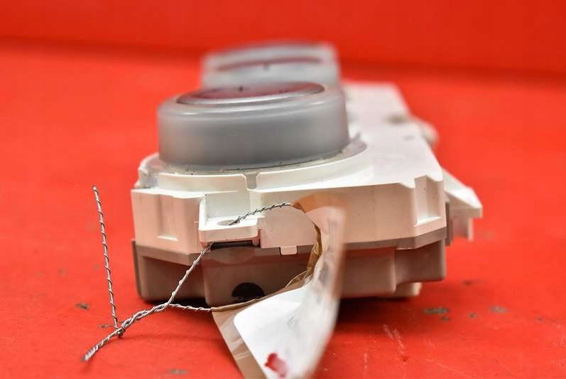 фото №6, Панель керування обдув кондиціонер mazda 6 1 i gg 02-05