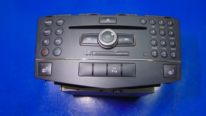 фото №1, Радио навигация a2048708094 mercedes c klasa w204