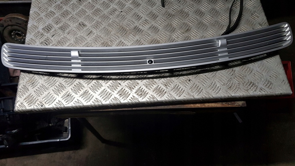 фото №2, Mercedes w203 впуск повітря омивачі капот 744