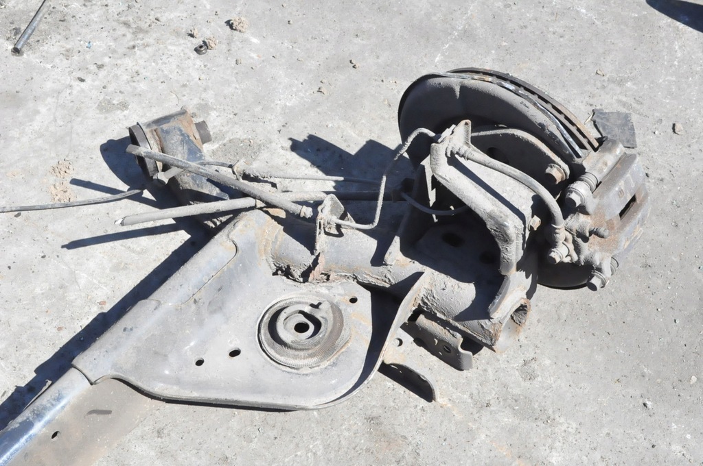 фото №7, Nissan leaf ii ze1 подвеска балка задняя