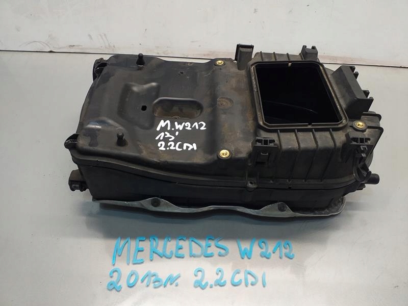 фото №1, Корпус фильтра воздуха w212 2.2 cdi a6510901101