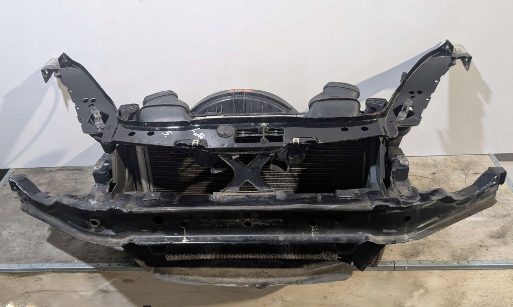 фото №1, Pas передній + радіатор mercedes slk r171 w171 3.0 v6 231km 170kw 04-11r