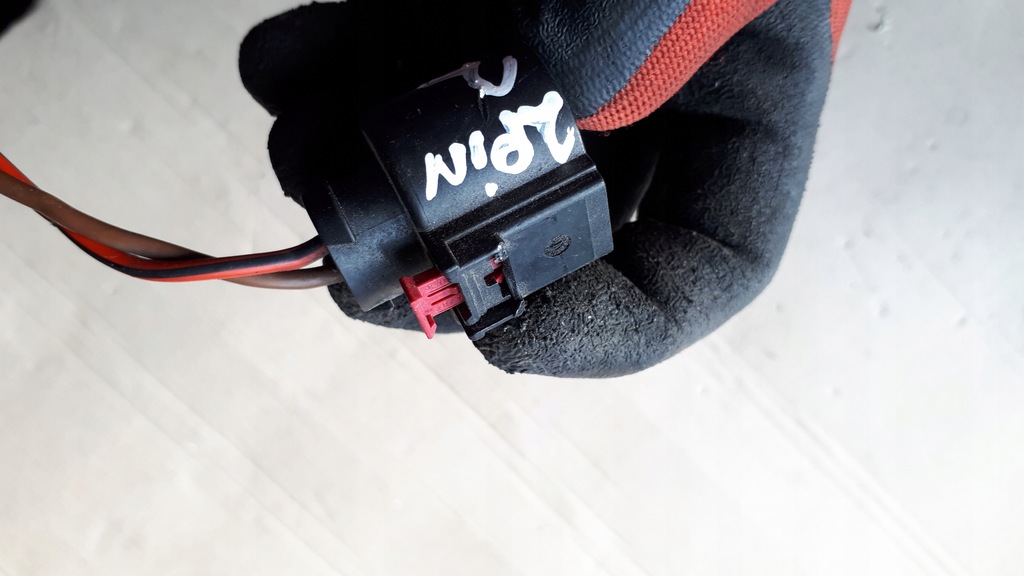 фото №7, A4 b9 8w штекер колодка соединитель 5c6973752 a5 q5