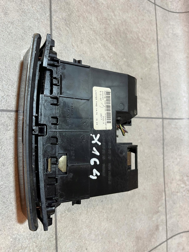 фото №9, Mercedes gl x164 w164 пепельница бардачок drewno