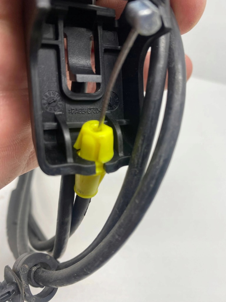 Chevrolet traverse 2 2020 трос Недорого