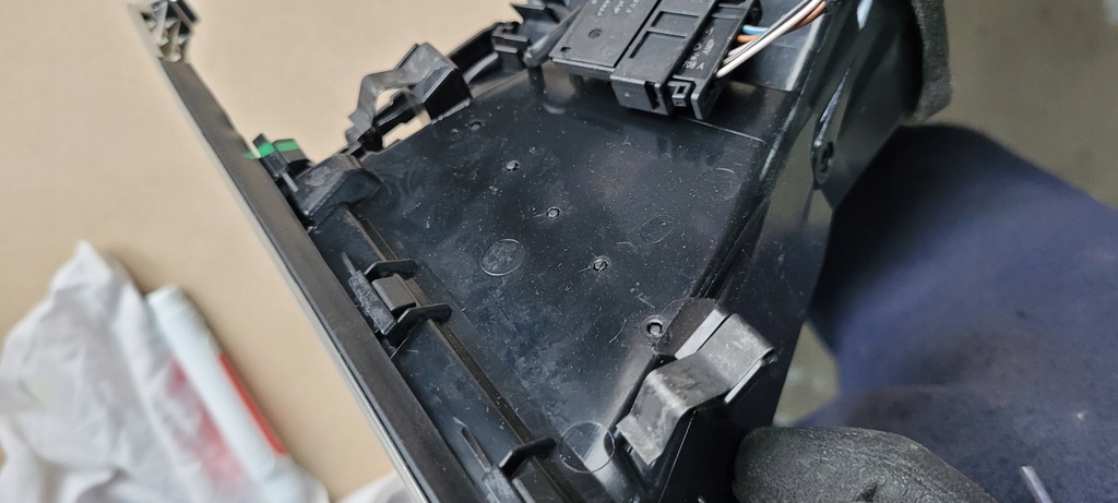 фото №12, S7 4g a7 решётка обдув консоли левая 4g1820901 s6 c7 a6