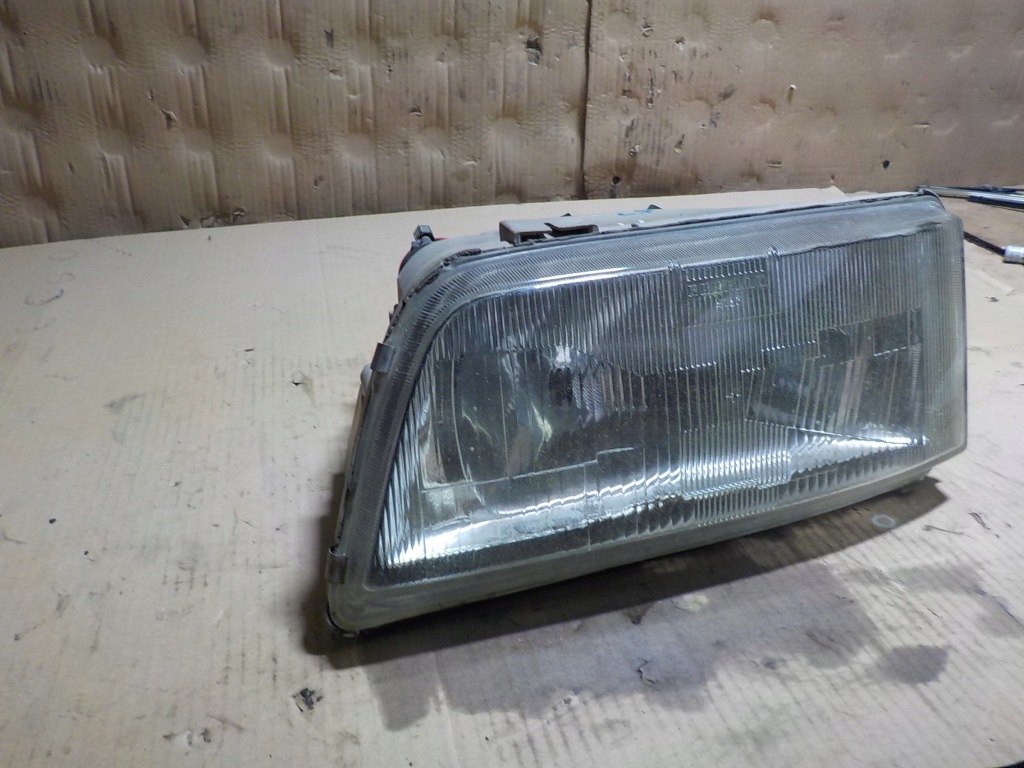 фото №3, Boxer лампа левый перед