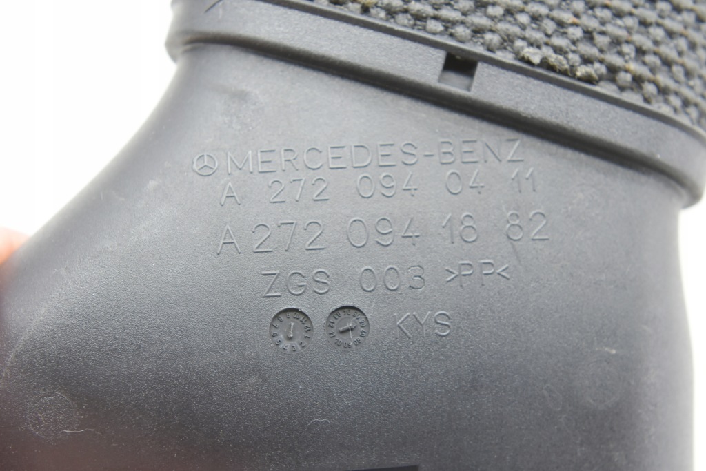 фото №4, Mercedes slk r171 w171 3.5 v6 труба воздухозаборник воздуха правый