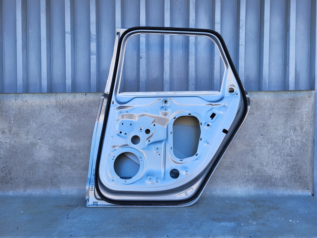 фото №6, Audi a6 c8 4k0 kombi двері праве задні bdb