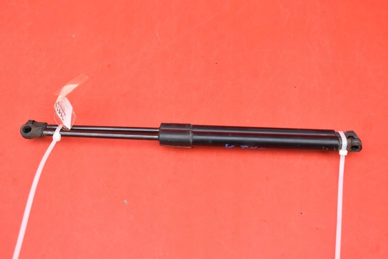 фото №4, Привід амортизатори кришки 95962016 chevrolet spark 3 iii m300 10-15