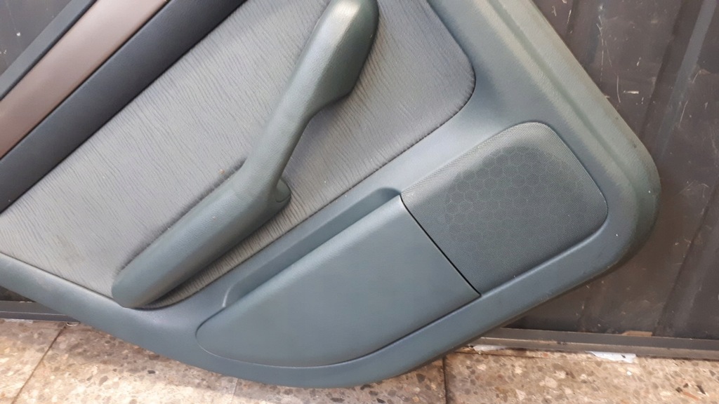 фото №8, Обшивка лівий задня audi a6 c5 зелений