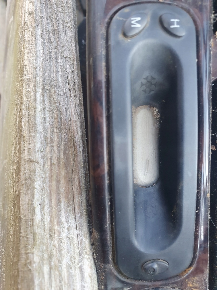 фото №10, Рамка спідометра drewno puma fiesta mk5 mk4 4d 99