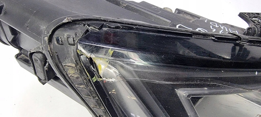 фото №8, Лампа правая перед audi a4 b9