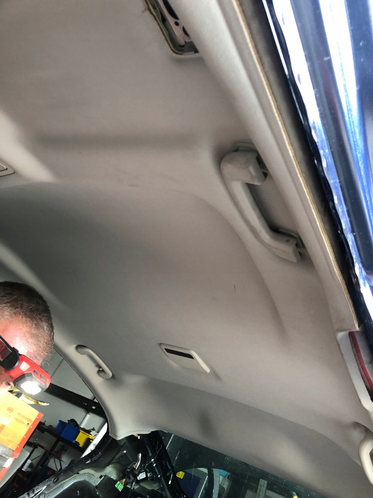 фото №7, Jaguar xe стеля