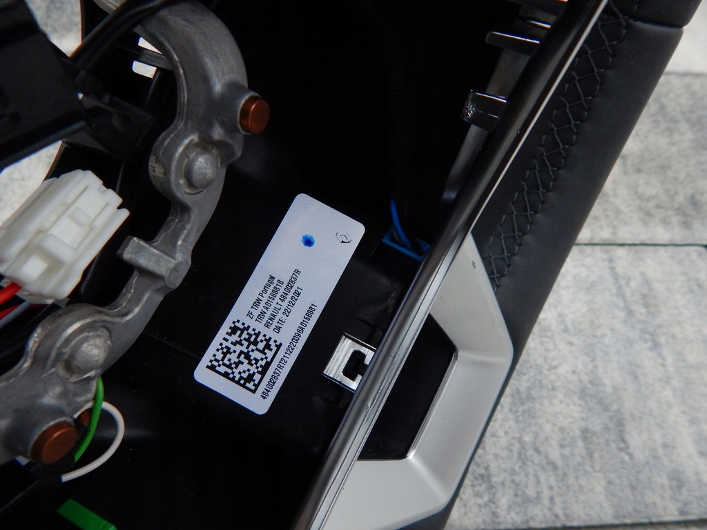 фото №10, Renault clio v captur ii- воздуховод подогрев лепестки переключения