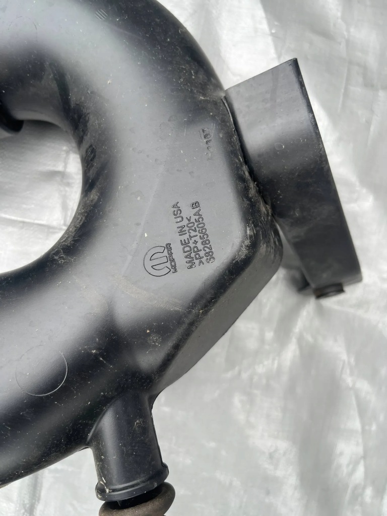 фото №3, Jeep cherokee kl lift труба шланг повітрозабірник повітря 2.2 68285605ab