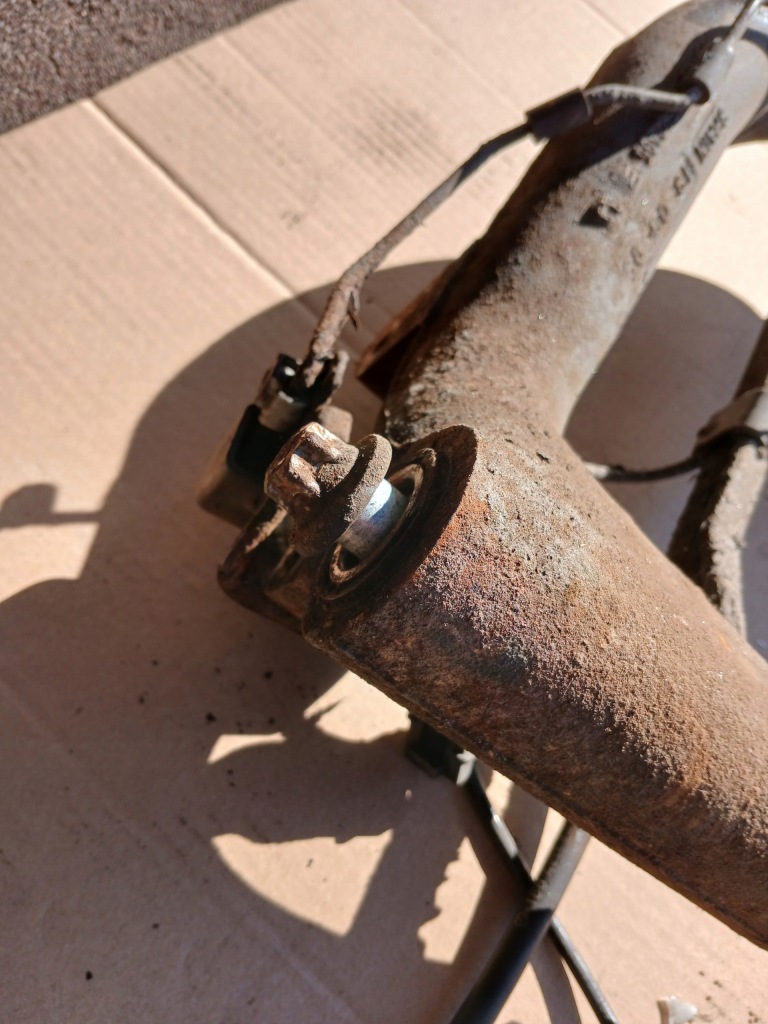 Важіль задній лівий з dobrą втулка mercedes w168 a klase Недорого