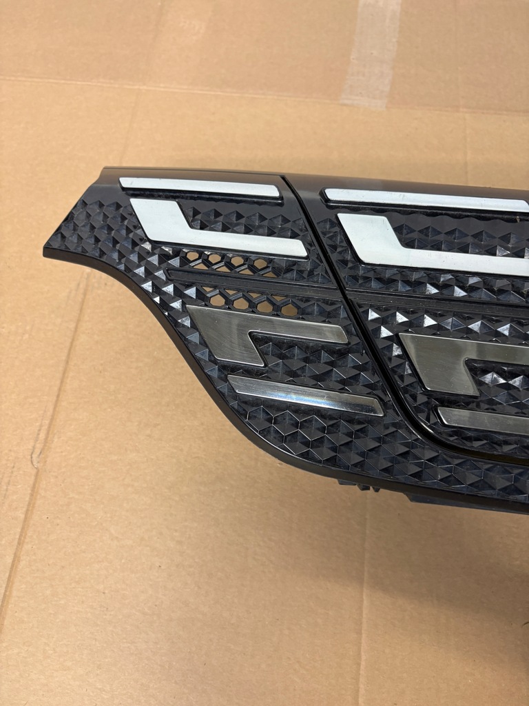 фото №3, Решётка радиатора решётка радиатора dacia spring