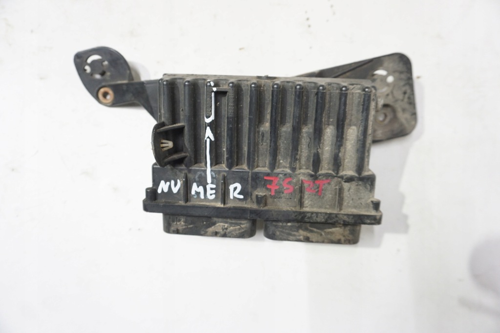 фото №1, Модуль реле вентилятора 24410128 opel