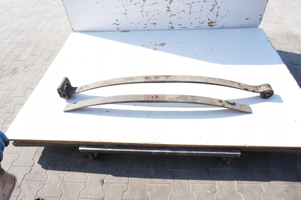 фото №1, Ресора лівий задня 2 щітки volkswagen crafter i