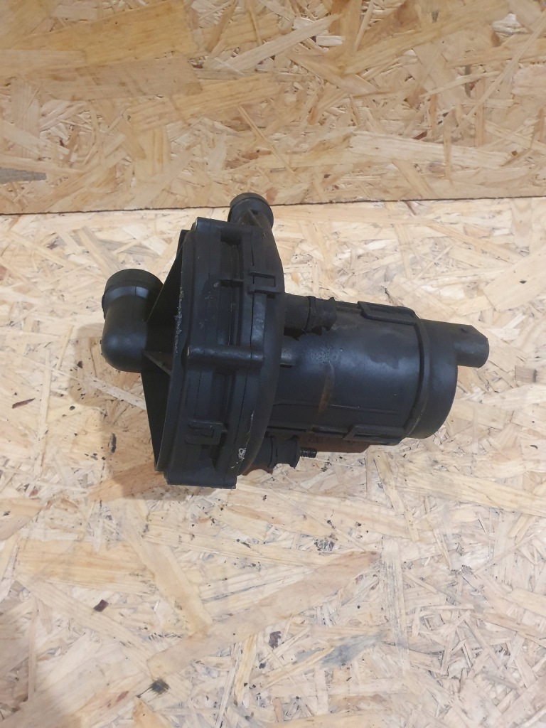 фото №1, Насос воздуха вторичного vw new beetle 06a959253